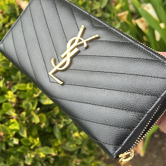 Like NEW Cassandra YSL Wallet! No call outs, looks like new condition! Stunning - Picture 8 of 10